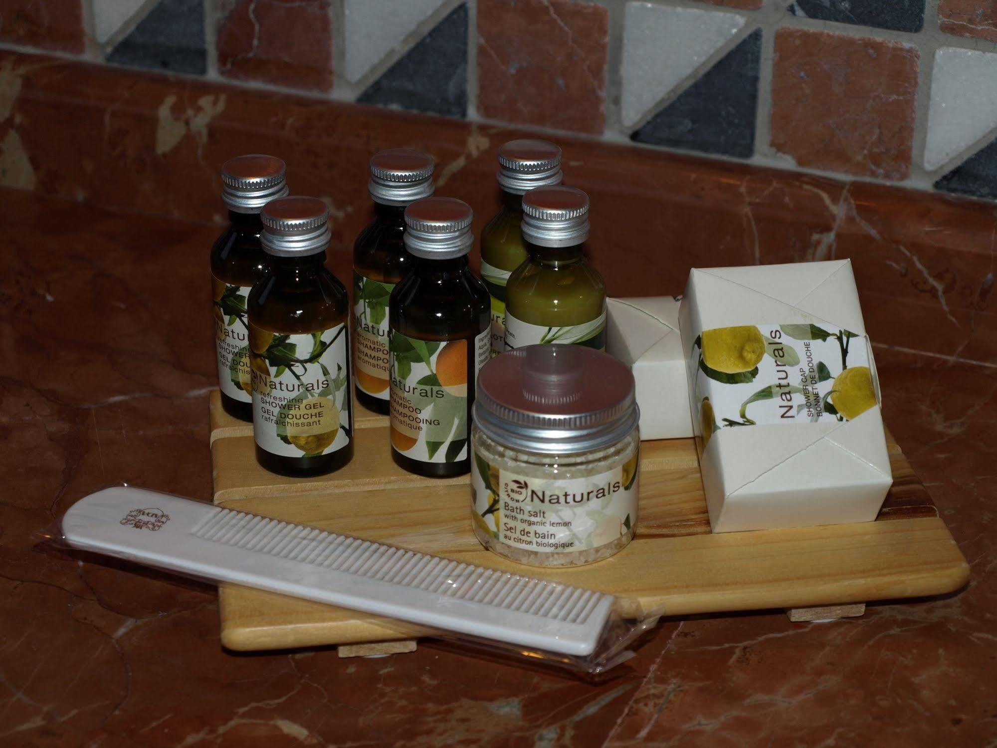 Hotel Spa La Casa Del Convento Chinchon Luaran gambar
